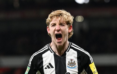 Arsenal dhandugai molhuve, Newcastle final aa gaathah