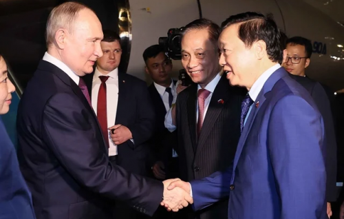 Russian President Putin arrives in Vietnam for state visit