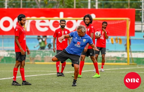 One photo: Gaumee team ge thamreenuthah feshun