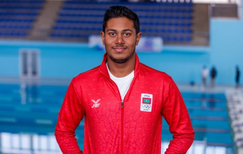 Rihan ithuru record eh muguraalai, record eh aakoffi