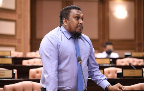 Majilis WhatsApp group gai beyadhabee bahun vaahakadhekkevumun member Nasheed ah naseyhai dhevvaifi