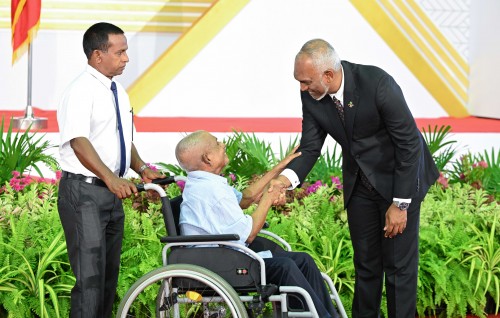 Photo: Minivan dhuvahuge rasmee jalsa