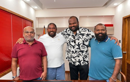 Qasim ge haahsa advisors ah Ali Waheed aai ithuru 2 beyfulhaku hamajahsaifi