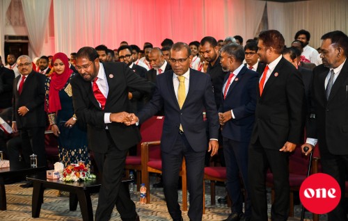 Alun kiyailumah, Keyoniru Column: Nasheedge verikan vehttumaai dhevana faharah verikamah vadaigathun