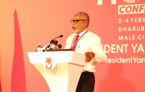 Yameen ah vaadha nukurevvey haalathakah visnaakah beynumeh noon: Adhurey