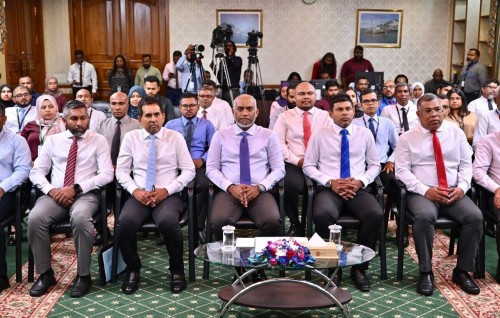 Photo: Hurihaa rashehgai ATM ge hidhumaiy dhinumuge mashroou ifthithaahu kurun