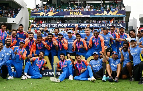 17 aharuge inthizaaru nimmai, India in T20 World Cup kaamiyaabu koffi