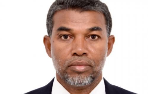 NIC Raees vaki kuran Raeesuljumhooriyyaa ah lafaa aruvan Majlis in faaskoffi