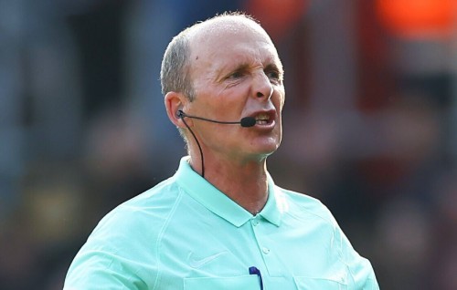 Mike Dean, 28 aharahfahu referee kan ekkoh huttaalanee