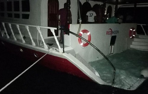 Madifushi farah safari eh araifi, meehakah aniyaa eh nuvey