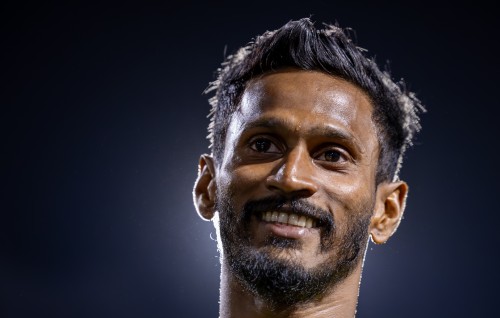 ''Kaashidhoo faseyhakoh negeykah neh, eyee gina baehge favorite eh''