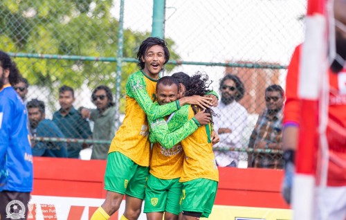 Vaadhoo aai Dhuvaafaru atoll final ah, Kinbidhoo aai Omadhoo adhi Veymandoo atoll Th. Atoll semi ah