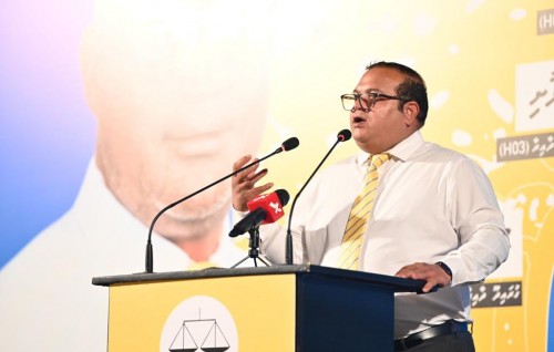 Enme bodu gonjehumakee molhuvaa candidate ge fahathah neyrun kamah vidhaalhuve, Aslam ge dhauvathu Nasheed ah