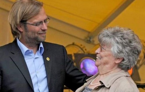 Mamma ge maraaeku Klopp ah bodu hithaama eh, hiyy falhaigen dhiyaee janaazaa ah nudhevumun