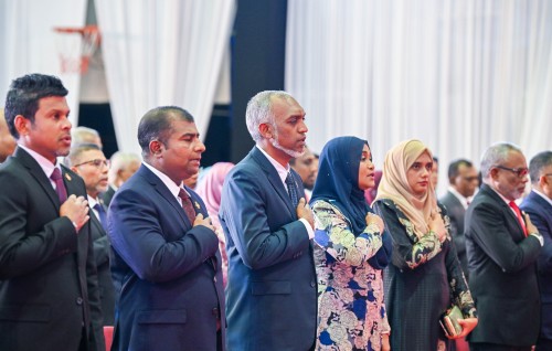 Raees ge naseyhai: Farulu fas namaadhu gaaimu kurey! fathis namaadhuge jamaa'aiy heenaruviya nudhee!