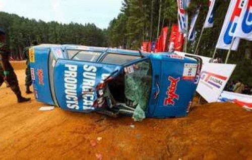 Lanka gai race car akun jehi 7 meehun maruvi massalaigai 2 meehaku hayyaru kohffi