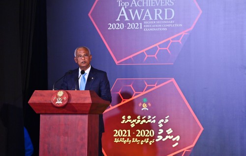 President calls on top achievers to specialise in essential fields for national development