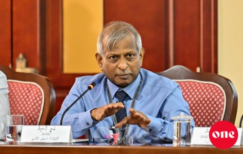 Aalaaskanfulhaa ulhuvvaathee Governor miadhu ves committee ah vadai nugannavaa, fahu furusathu maadhamaa!