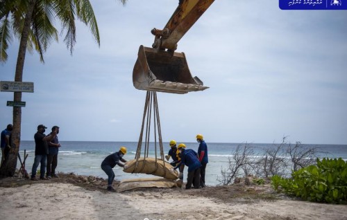 Meedhoo gondi dhoh himaayaiy kurumuge mashroou ge amalee masaikaiy fashaifi