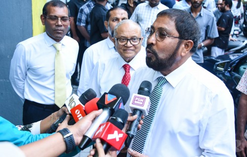 Verikan hoadhaidheyn ulhevunee hiyaanaaiytherinnah kameh eiraku neygey: Qasim