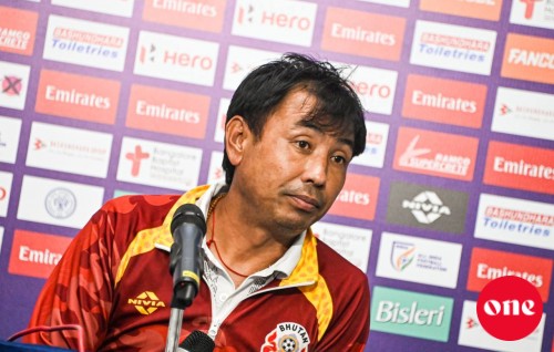 Bhutan in dhinee message eh: football dhanee kuriyah, natheejaa fennaane!