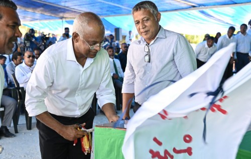 Dharan'boodhoo bandharu raees hulhuvvai dhevvaifi