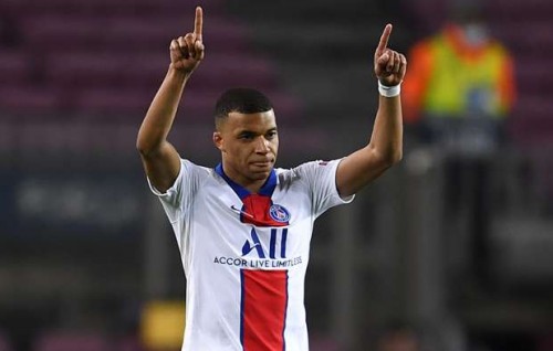 Barca dhandugai hattrick hadhai, Mbappe fenvaru dhakkaalaifi