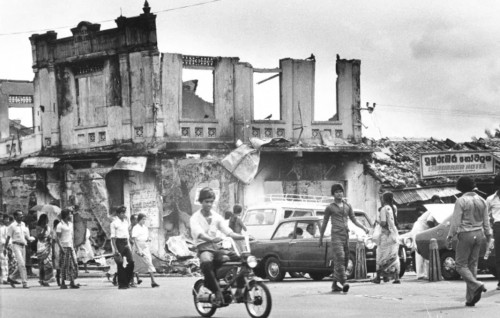 Lanka ge andhiri july ah 40 aharu furey iru libunu filaavalhakee kobaa?