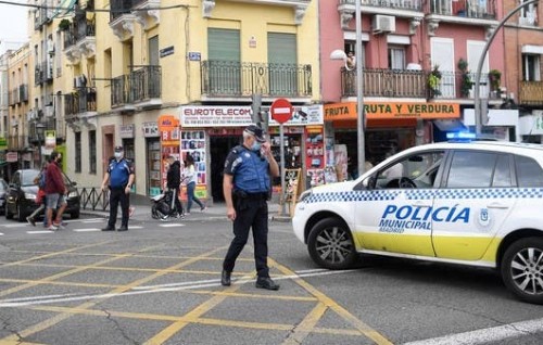 Lockdown ge gavaidhaa hilaafuvee meehehgge moonumatheegai jahan kamah France ge meehaku bunefi