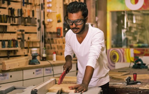 Alah fashaa viyafaari thakah BML inn 500,000 rufiyaage hiley ehee dhenee