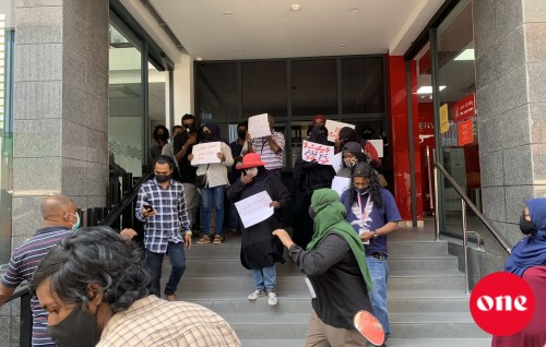 License dhookurumuge kankan alun fashan massaikai kuranee
