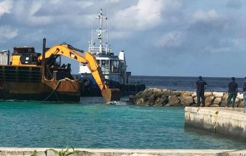Angolhitheemu bandharu tharahgee kurumuge mashroou ge amalee masahkaiy fashan thahyaaru vehjje