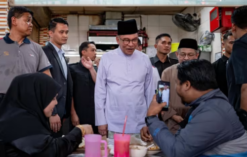 Malaysian government not ignoring ringgit’s decline: PM Anwar