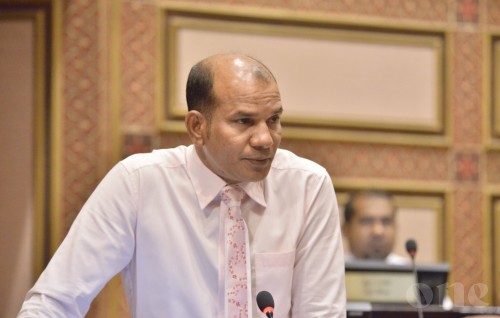 Amendment presented to bar former Presidents from running for Parliament
