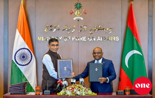 India ge eheege dhashun Raajjeygai ithuru 7 mashrooeh, Manadhoo ah bainalaguvaamee sports complex eh