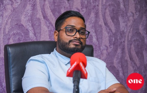 Football mubaaraiyy thah huttaalaigen thibumakee halleh noon: Bassam