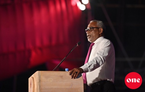 Raees Yameen ge passport hifehettumakee beykaaru kameh, emanikufaanakee fillavaane beyfulheh noon: Adhurey