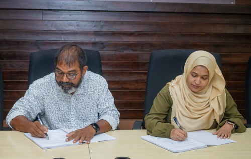 Felidhoo aai Keyodhooge gondudhoh himaayaiy kuran bayakaa havaalu kohfi