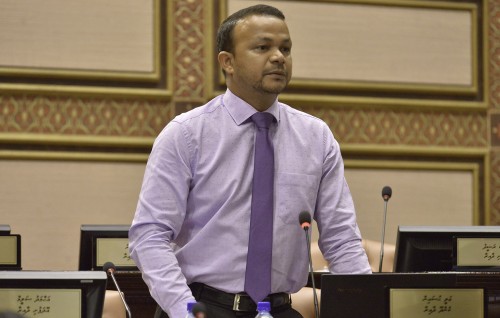 Raajjeyge minivankamah oiy enme bodu gonjehumakee ufehddhuntherikan nethumaai boanuhikey dharani: Ali Hussain