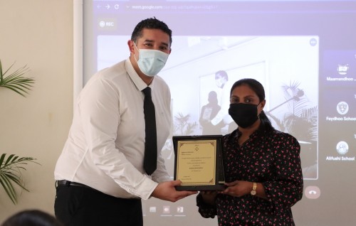 Teacherunnah hiley course thakeh tha'aarafu kohffi
