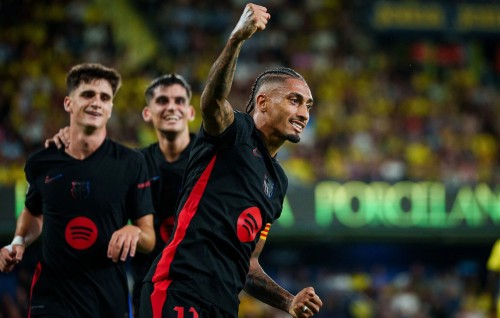 Barca ah huttumeh neh, maayoosvee Stegen ah libunu aniyaain