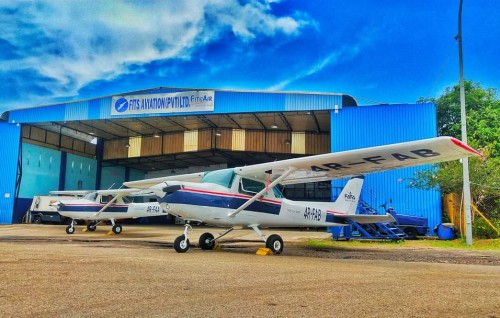 Sarukaaru loanugai Lanka gai pilot kan kiyavaa dharivarun goiy husvefai