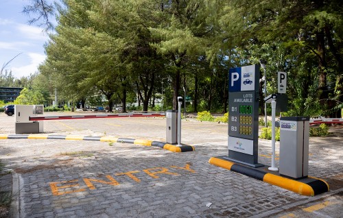 Hulhumale smart parkin in 23 jaaga kuyyah dhookuran hulhuvaalaifi