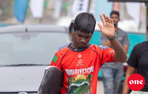 Eyan ge varugadha vaadhaeh, Montes aai Jorge kuriyah