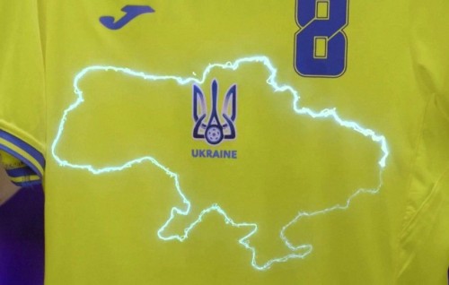 Ukraine ge ''siyaasee jersey'' ge massalaigai Russia rathah