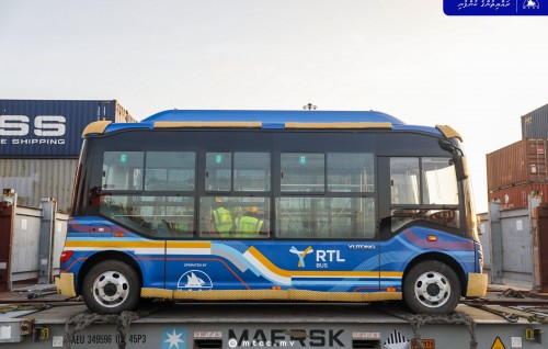 Male gai beynun kuran karantu mini bus thakeh genesfi