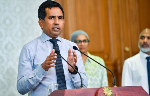 Transhipment aai re-export ge viyafaari ah haasa kunfunyeh ufadhaifi