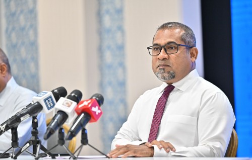 Medhuirumatheegai thibi dhivehinge haalu sarukaarun ahnananee balamun 