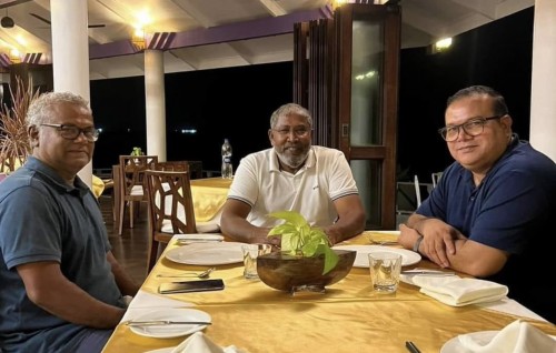 Raees Solih ge mandhoobun Qasim aa bahdhalukurahvaifi, vidhaalhuvee unmeedhee badhaluvumeh kamah