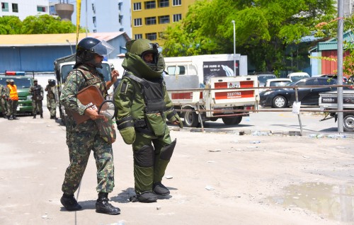 India gai thamreenu hadhamun dhiya sifainge meehaku maruvejje